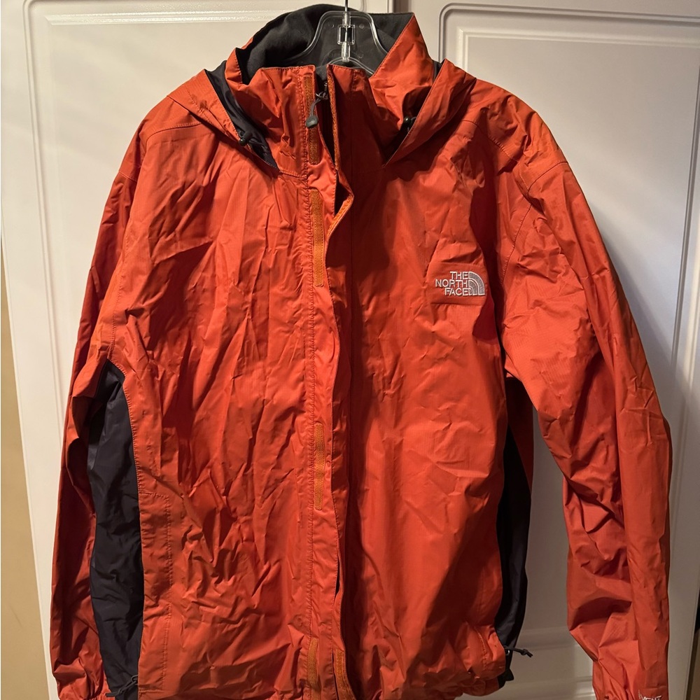 North Face jacket ☀️😎🌧️🥃⭐️